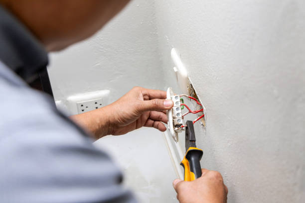 Best Affordable Emergency Electrician  in Martins Additions, MD